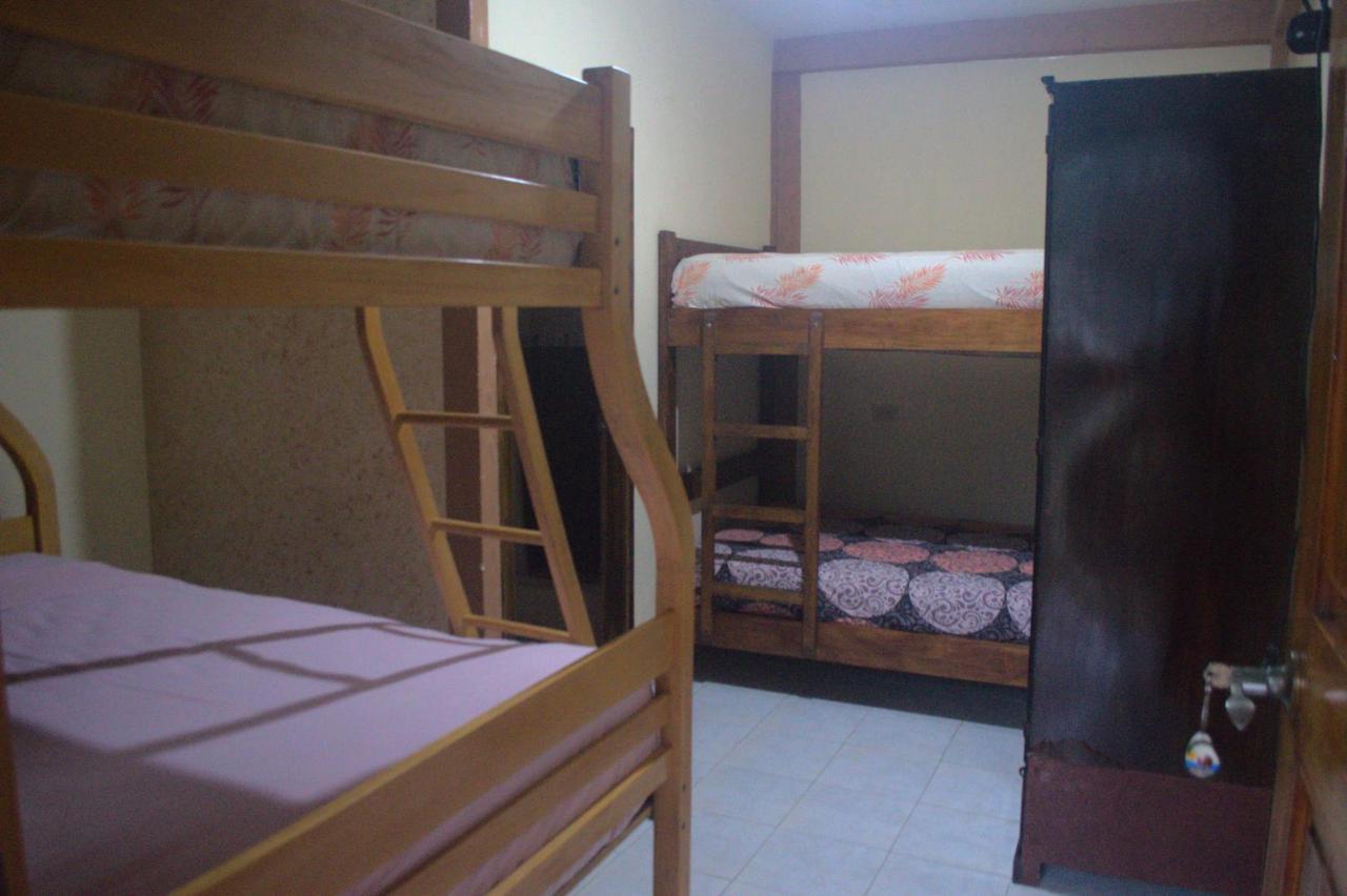 מונטניטה Hostal Tierra Y Mar מראה חיצוני תמונה