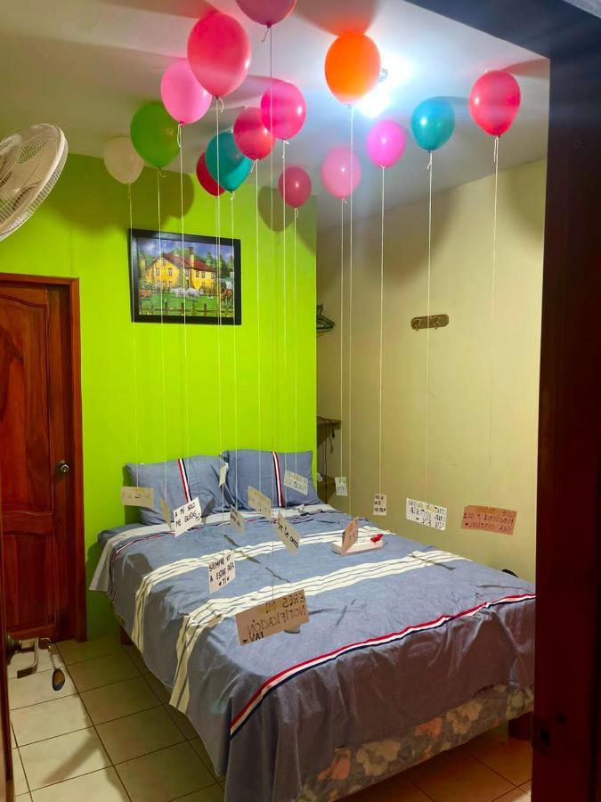 מונטניטה Hostal Tierra Y Mar מראה חיצוני תמונה