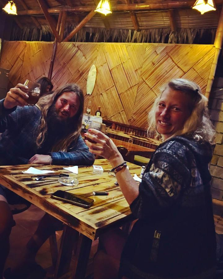 מונטניטה Hostal Tierra Y Mar מראה חיצוני תמונה
