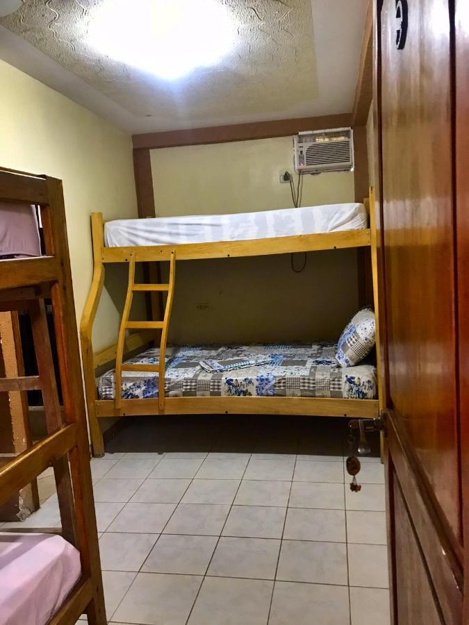 מונטניטה Hostal Tierra Y Mar מראה חיצוני תמונה