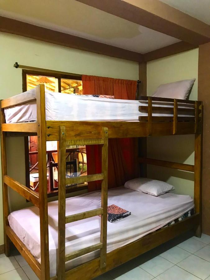מונטניטה Hostal Tierra Y Mar מראה חיצוני תמונה