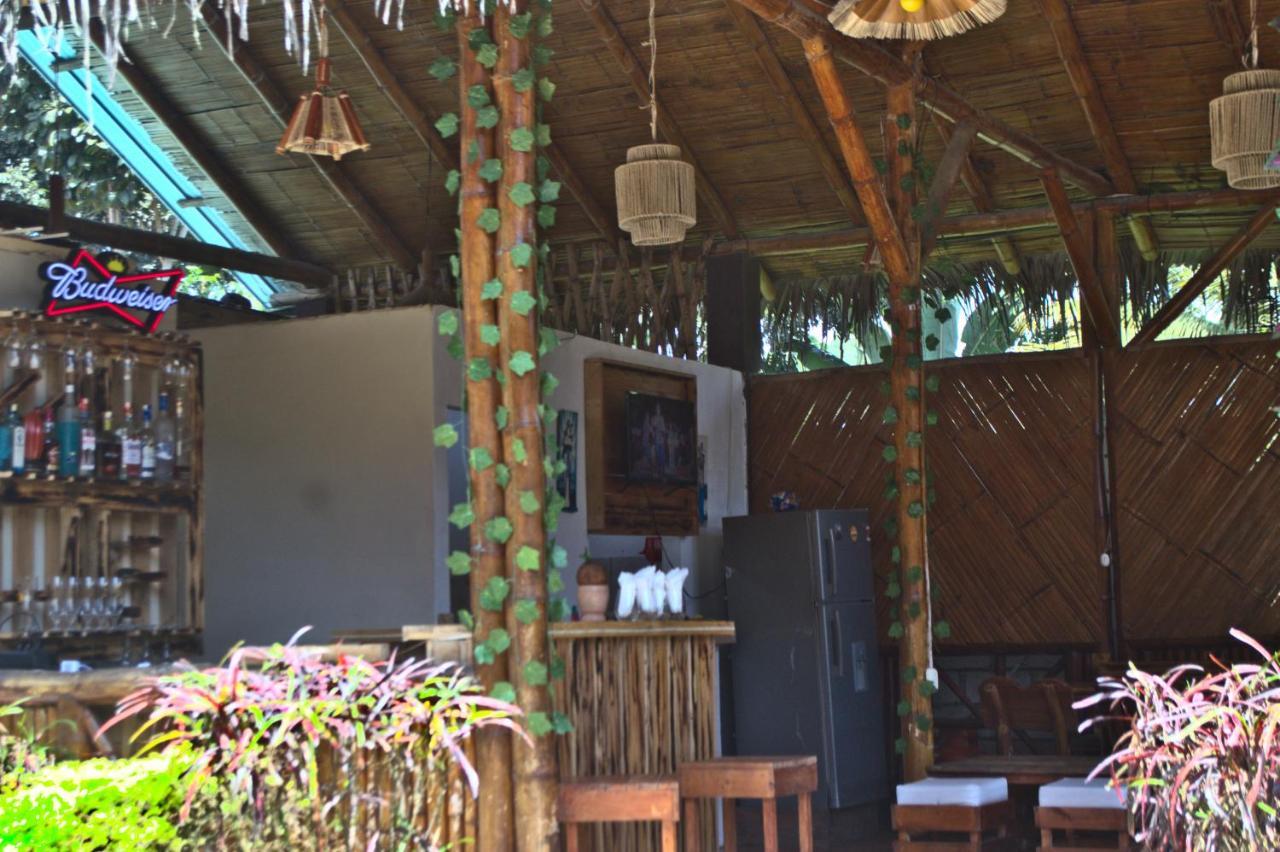מונטניטה Hostal Tierra Y Mar מראה חיצוני תמונה